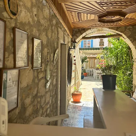 Taşdelen Konukevi Alaçatı